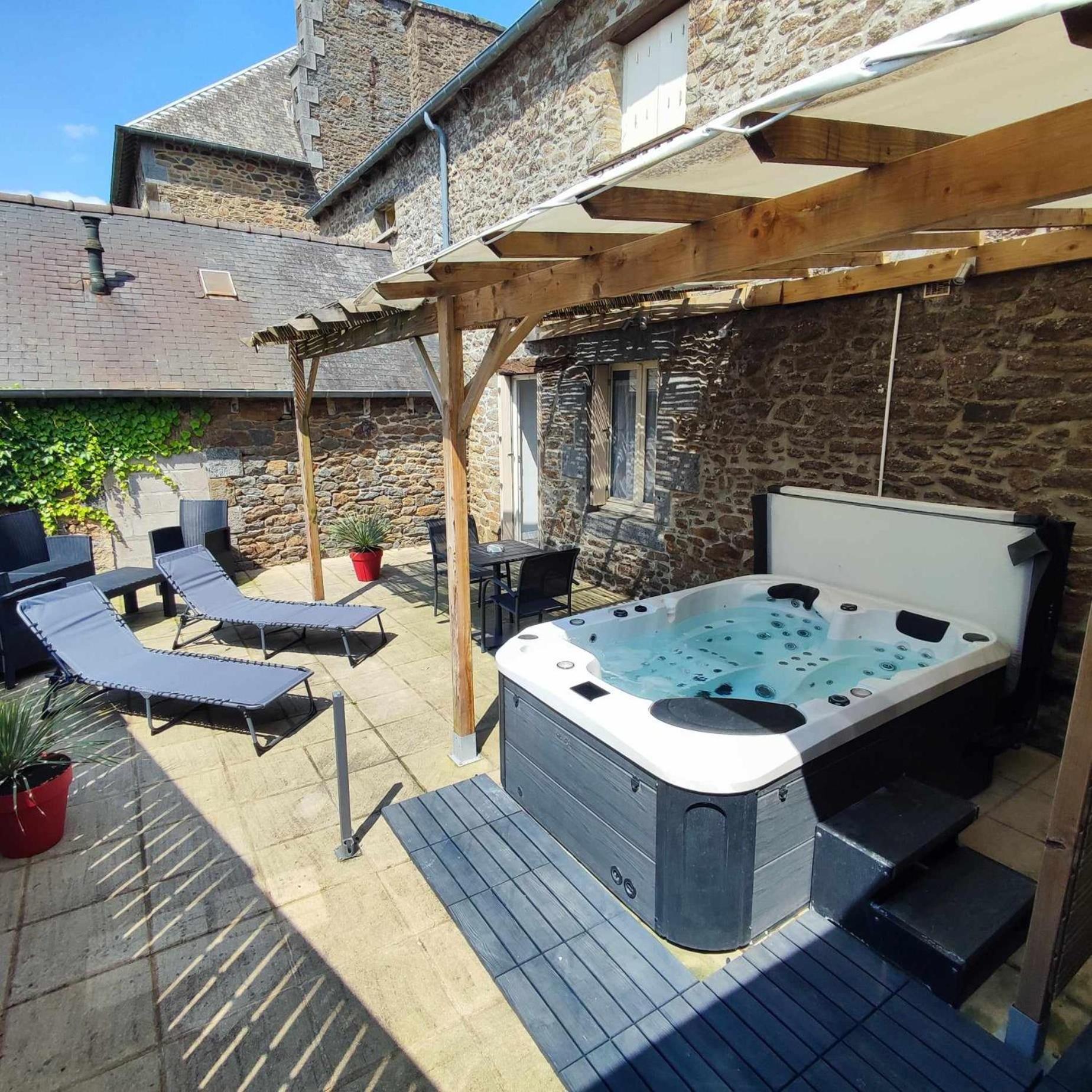 Appartement Jacuzzi 2/4 Pers Avec Terrasse Aménagée *